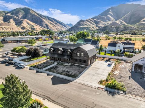 Tiny photo for 1138 N 1000 E, Mapleton, UT 84664 (MLS # 2110159)