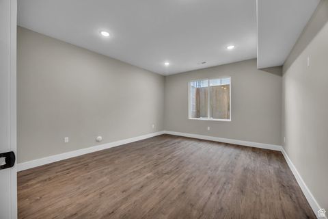 Tiny photo for 1138 N 1000 E, Mapleton, UT 84664 (MLS # 2110159)