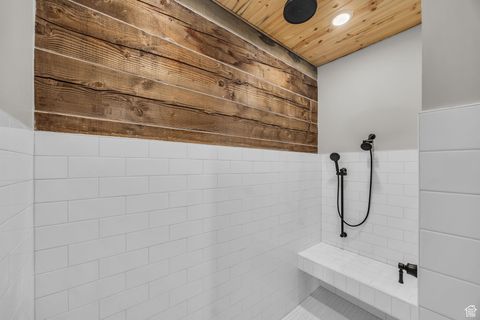 Tiny photo for 1138 N 1000 E, Mapleton, UT 84664 (MLS # 2110159)