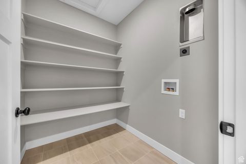 Tiny photo for 1138 N 1000 E, Mapleton, UT 84664 (MLS # 2110159)