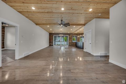 Tiny photo for 1138 N 1000 E, Mapleton, UT 84664 (MLS # 2110159)