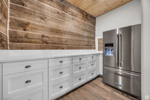 Tiny photo for 1138 N 1000 E, Mapleton, UT 84664 (MLS # 2110159)