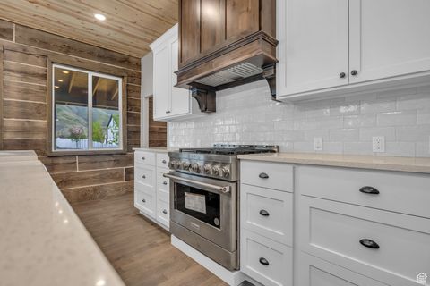 Tiny photo for 1138 N 1000 E, Mapleton, UT 84664 (MLS # 2110159)