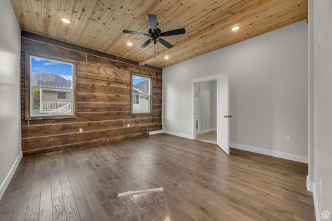 Tiny photo for 1138 N 1000 E, Mapleton, UT 84664 (MLS # 2110159)