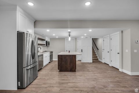 Tiny photo for 1138 N 1000 E, Mapleton, UT 84664 (MLS # 2110159)