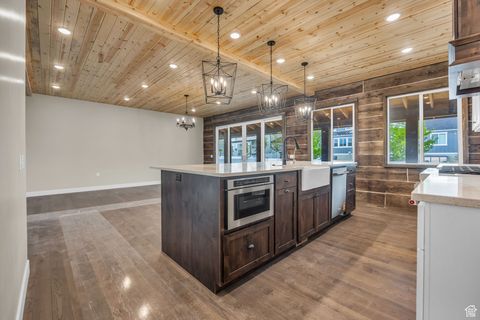 Tiny photo for 1138 N 1000 E, Mapleton, UT 84664 (MLS # 2110159)