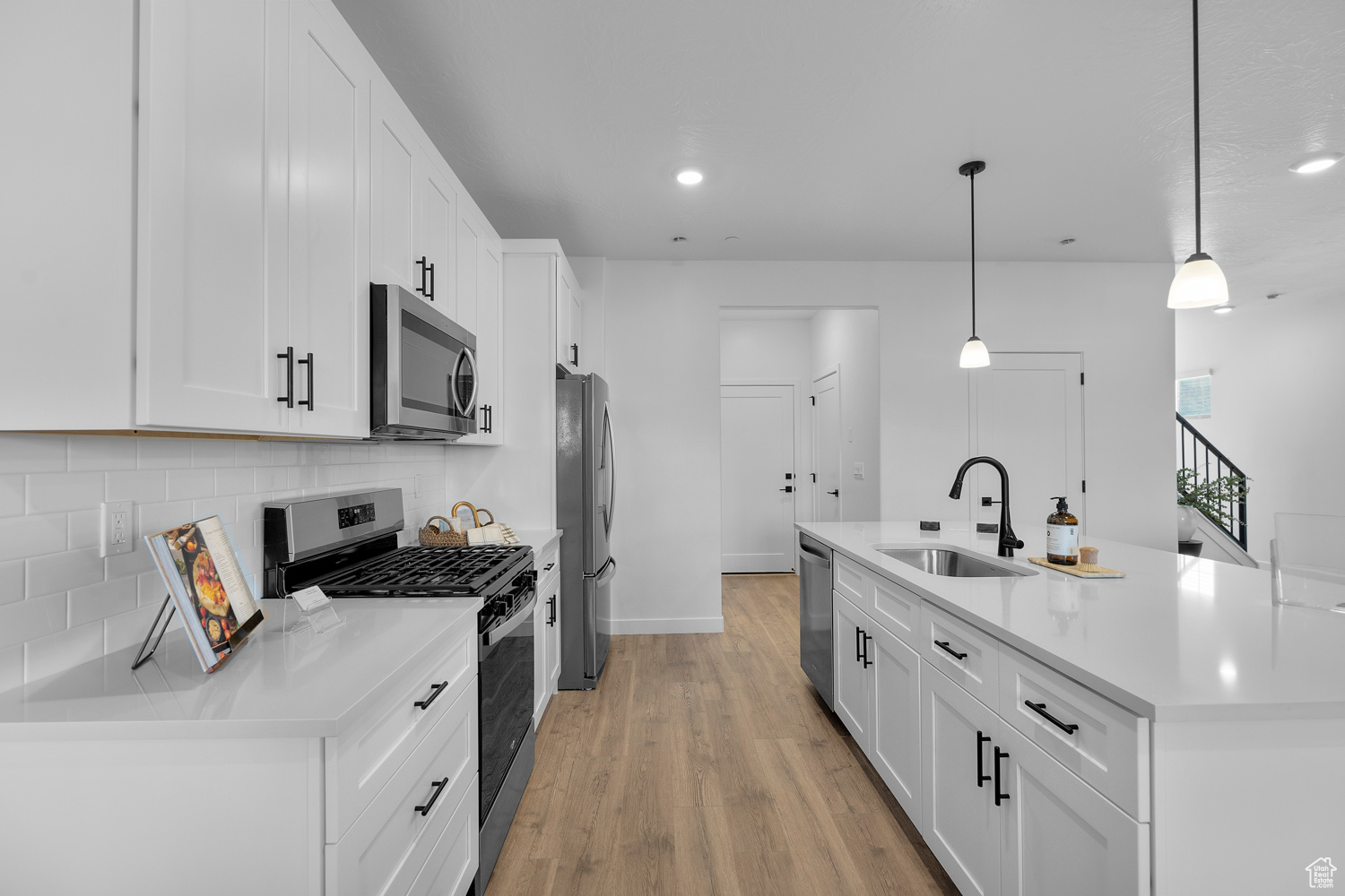 SKYLINE - Residential