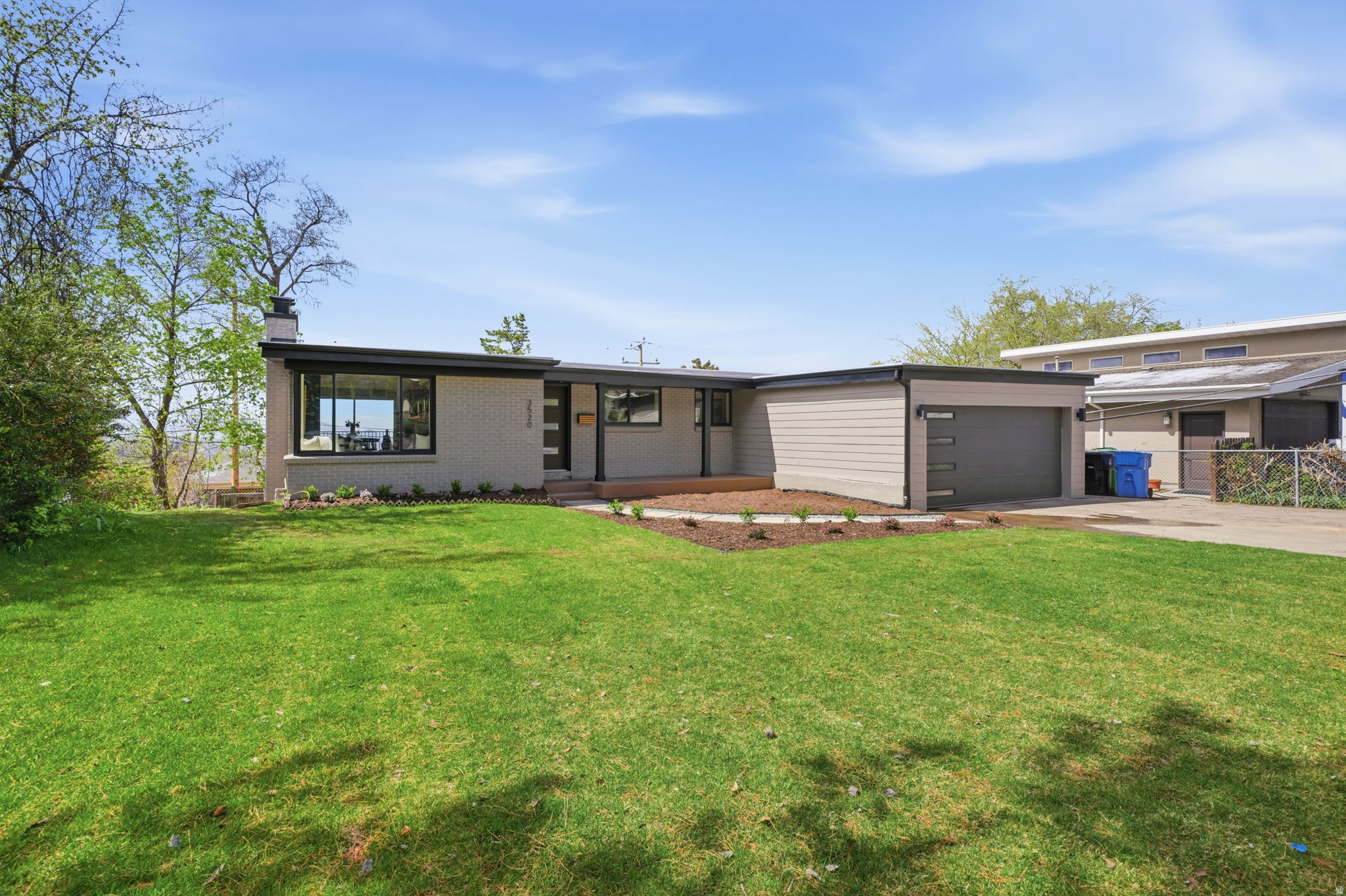 CREST VIEW MANOR - Residential