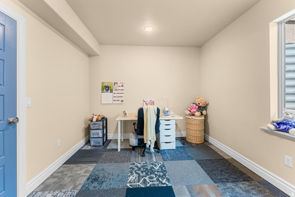 EAGLE SUMMIT - Residential