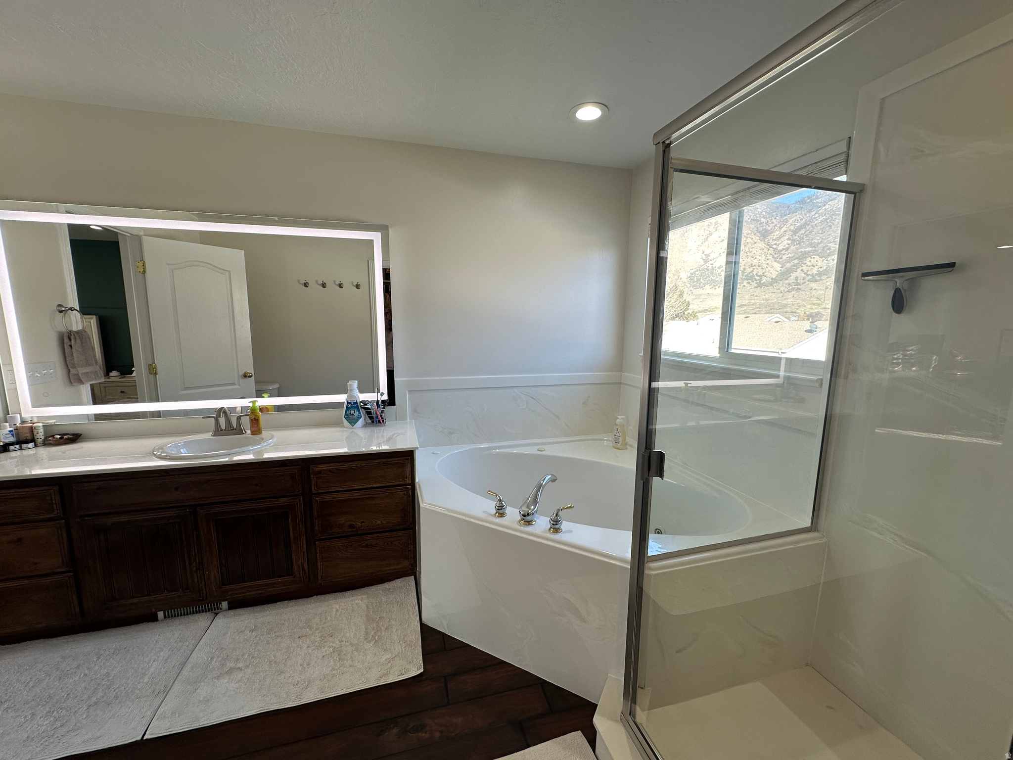 NORTH 40 - Residential