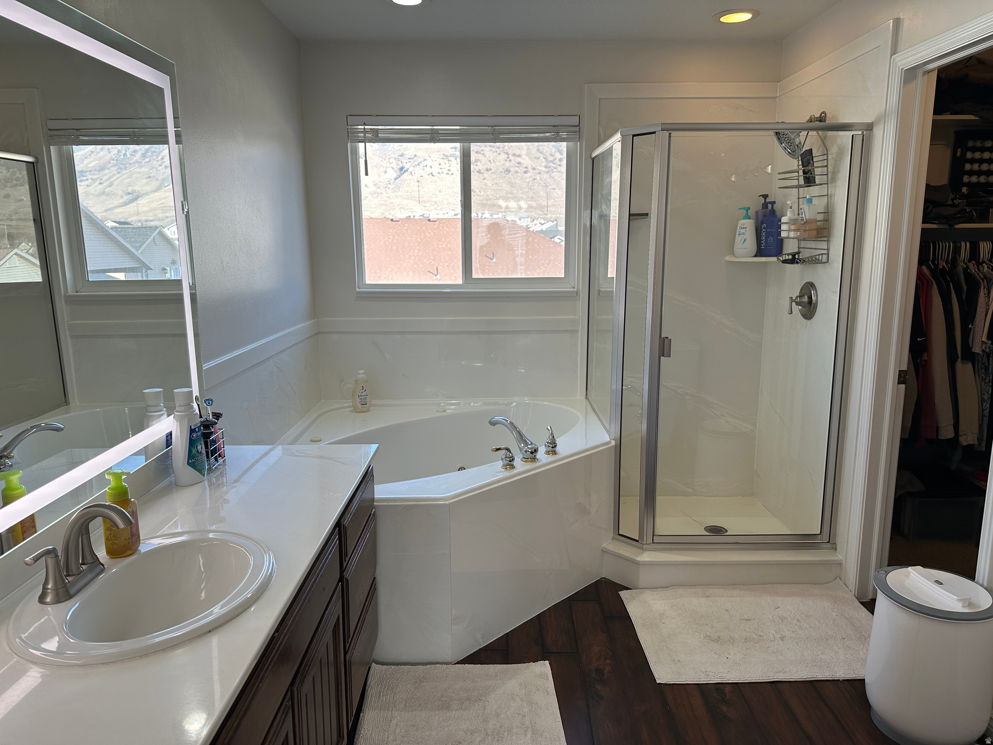 NORTH 40 - Residential