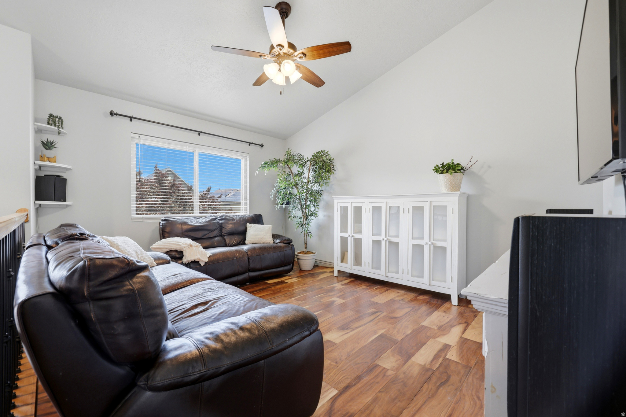 HIDDEN CANYON PHASE 1 - Residential