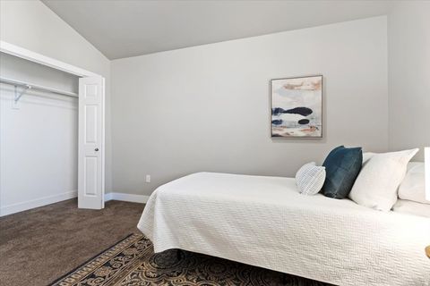 Tiny photo for 1933 W 2295 S, Woods Cross, UT 84087 (MLS # 2127376)