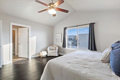 Tiny photo for 1933 W 2295 S, Woods Cross, UT 84087 (MLS # 2127376)