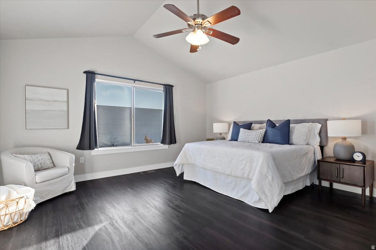 VALENTINE ESTATE TOW - Residential