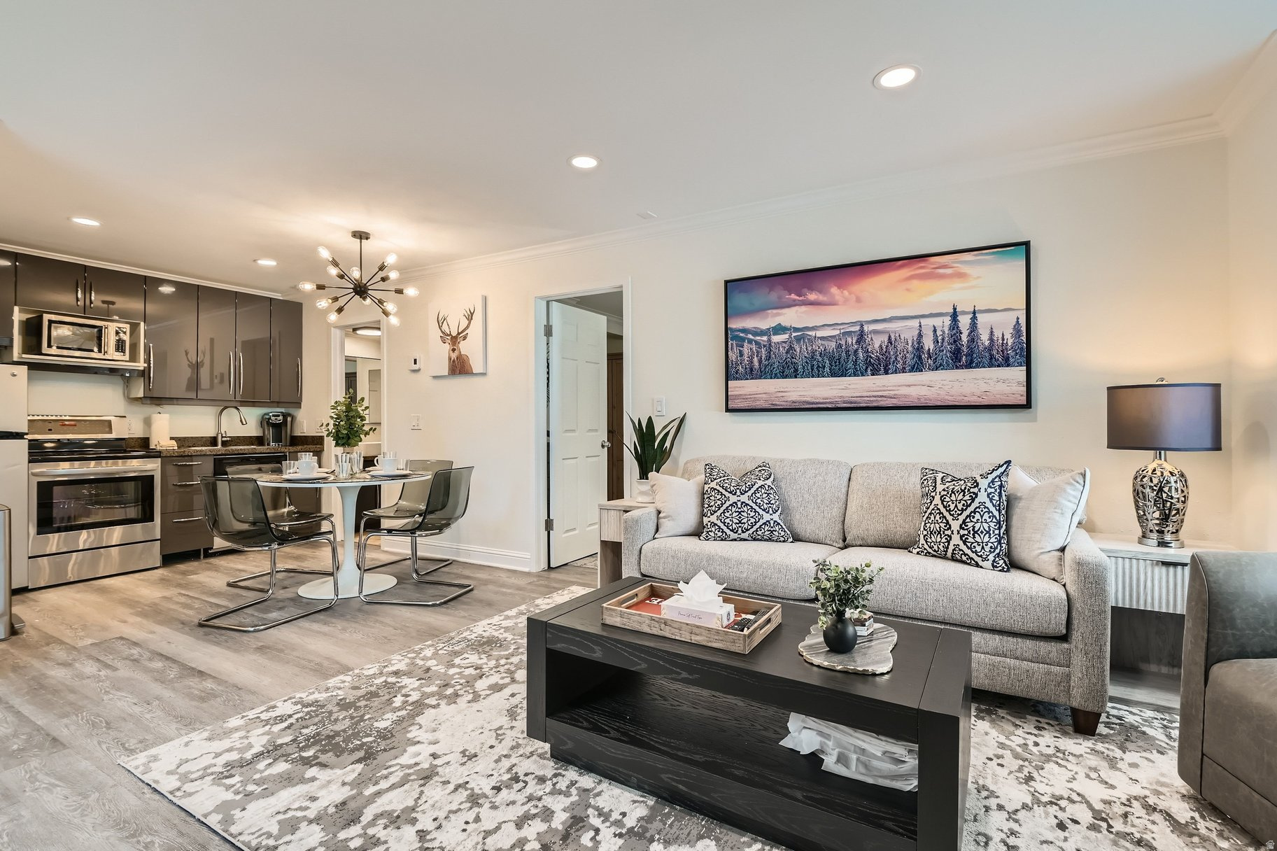 HIDDEN CREEK - Residential