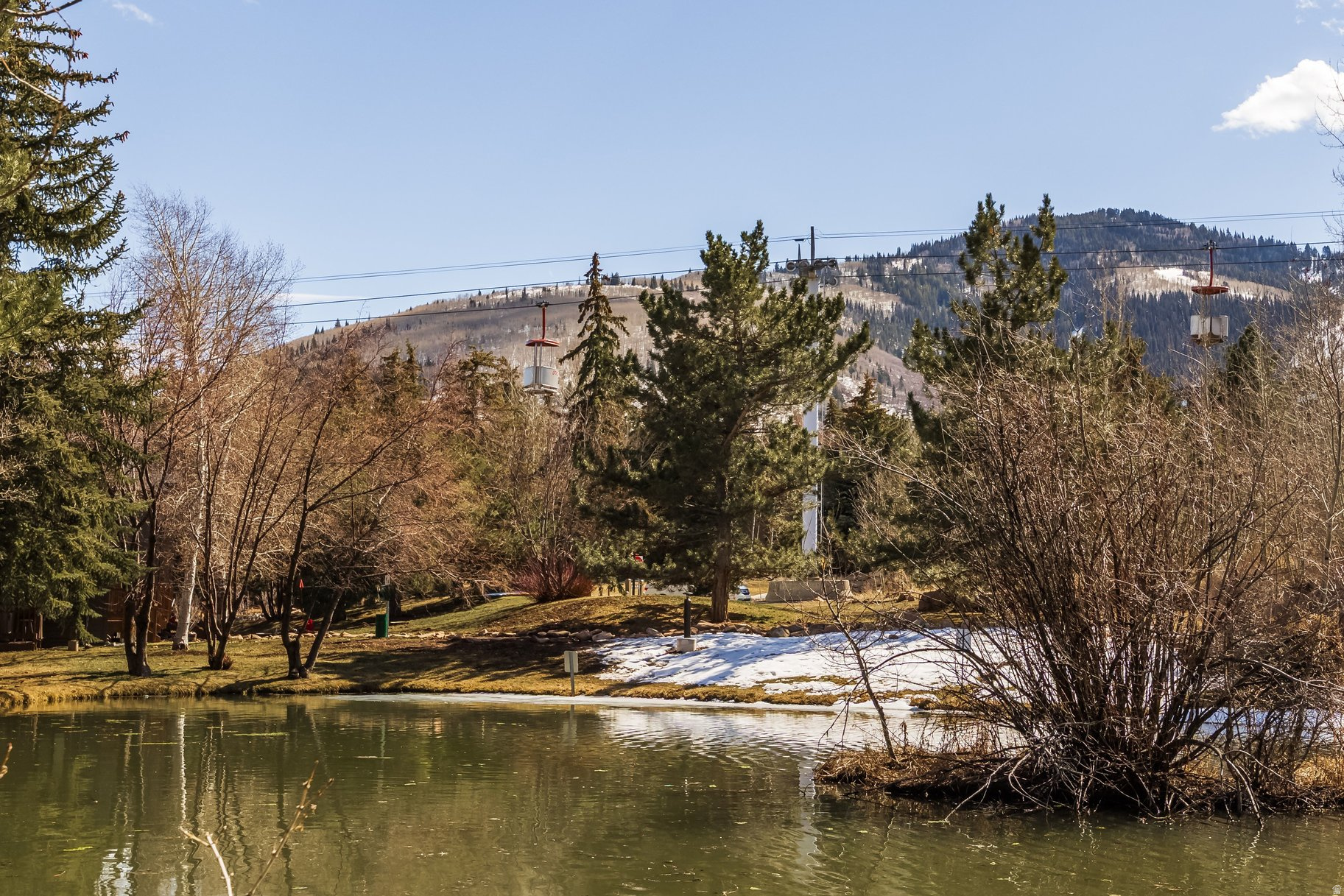 HIDDEN CREEK - Residential