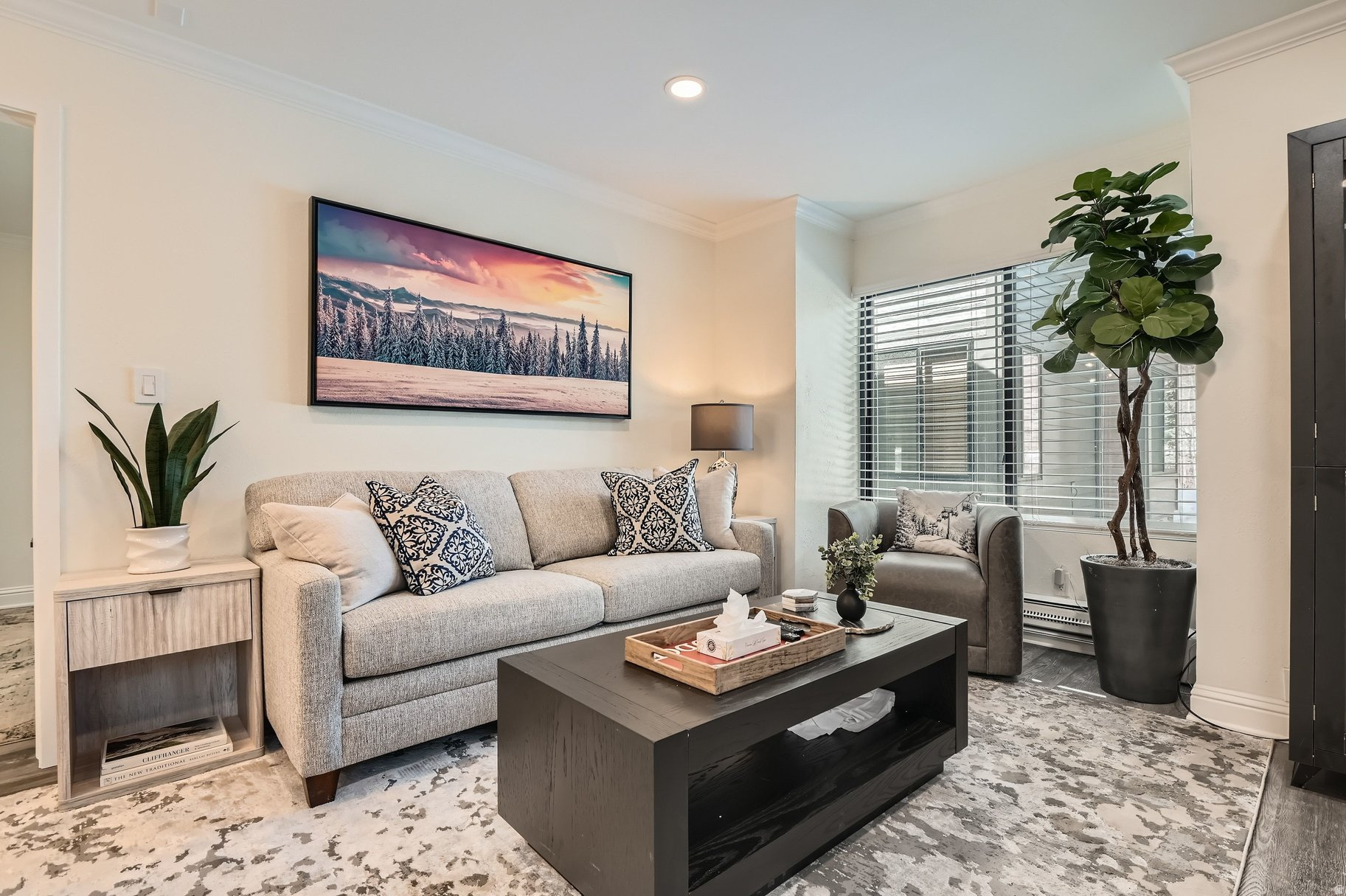 HIDDEN CREEK - Residential