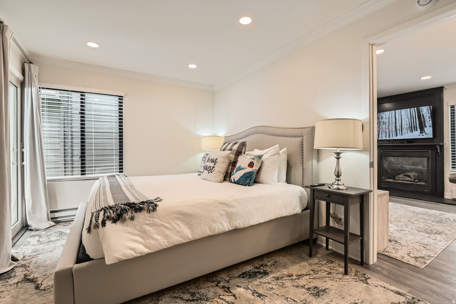 HIDDEN CREEK - Residential