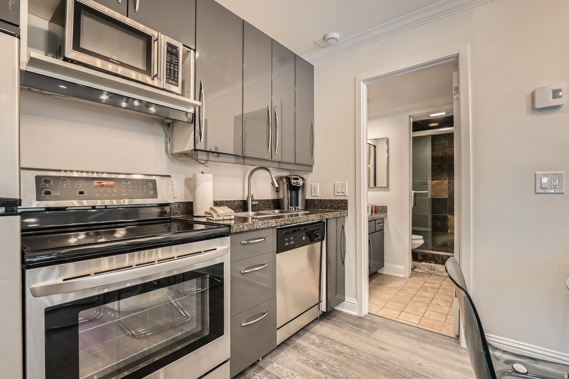 HIDDEN CREEK - Residential