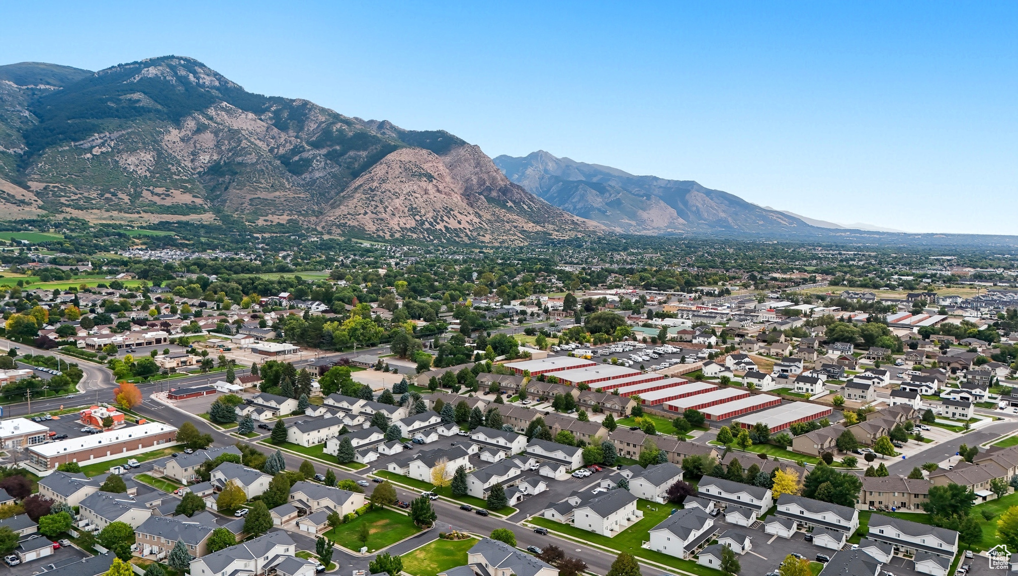 BLACKHAWK TOWNHOUSES PHASE-1 PRUD - Residential