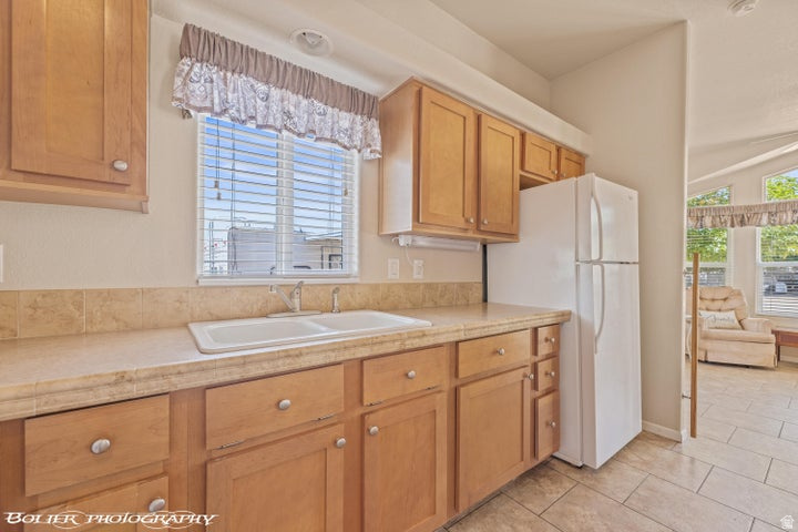 ZIONS GATE RV AMD - Residential