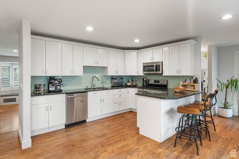 Tiny photo for 2511 E CAMPUS DR S, Cottonwood Heights, UT 84121 (MLS # 2114856)