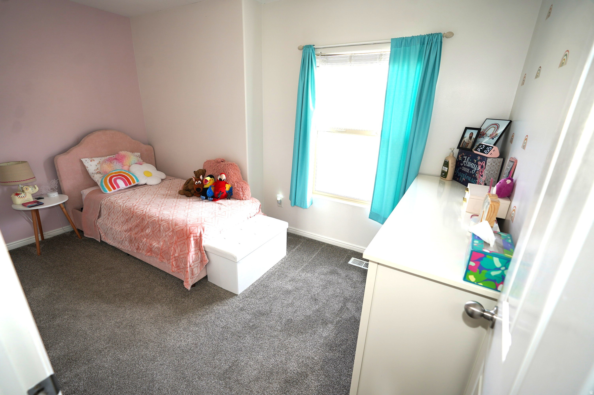 NEW TOWNE SQUARE - Residential