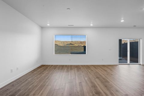 Tiny photo for 1503 S FINS RD #4118, Washington, UT 84780 (MLS # 2120732)