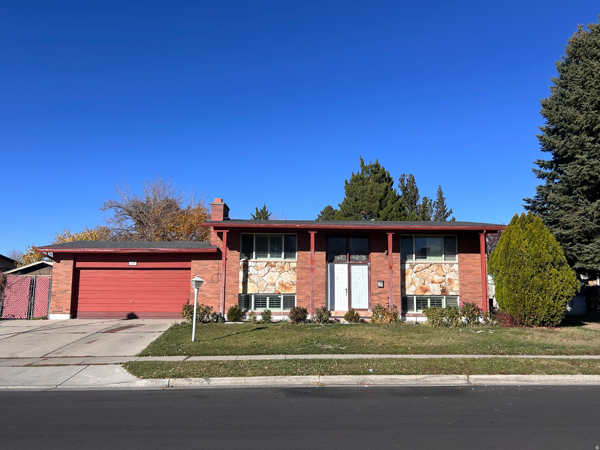 FAIROAKS - Residential