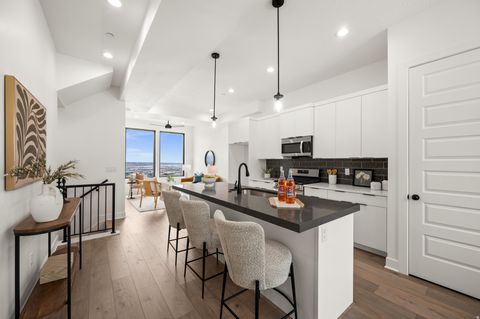 Tiny photo for 307 E ENDURANCE CIR, Draper, UT 84020 (MLS # 2137099)
