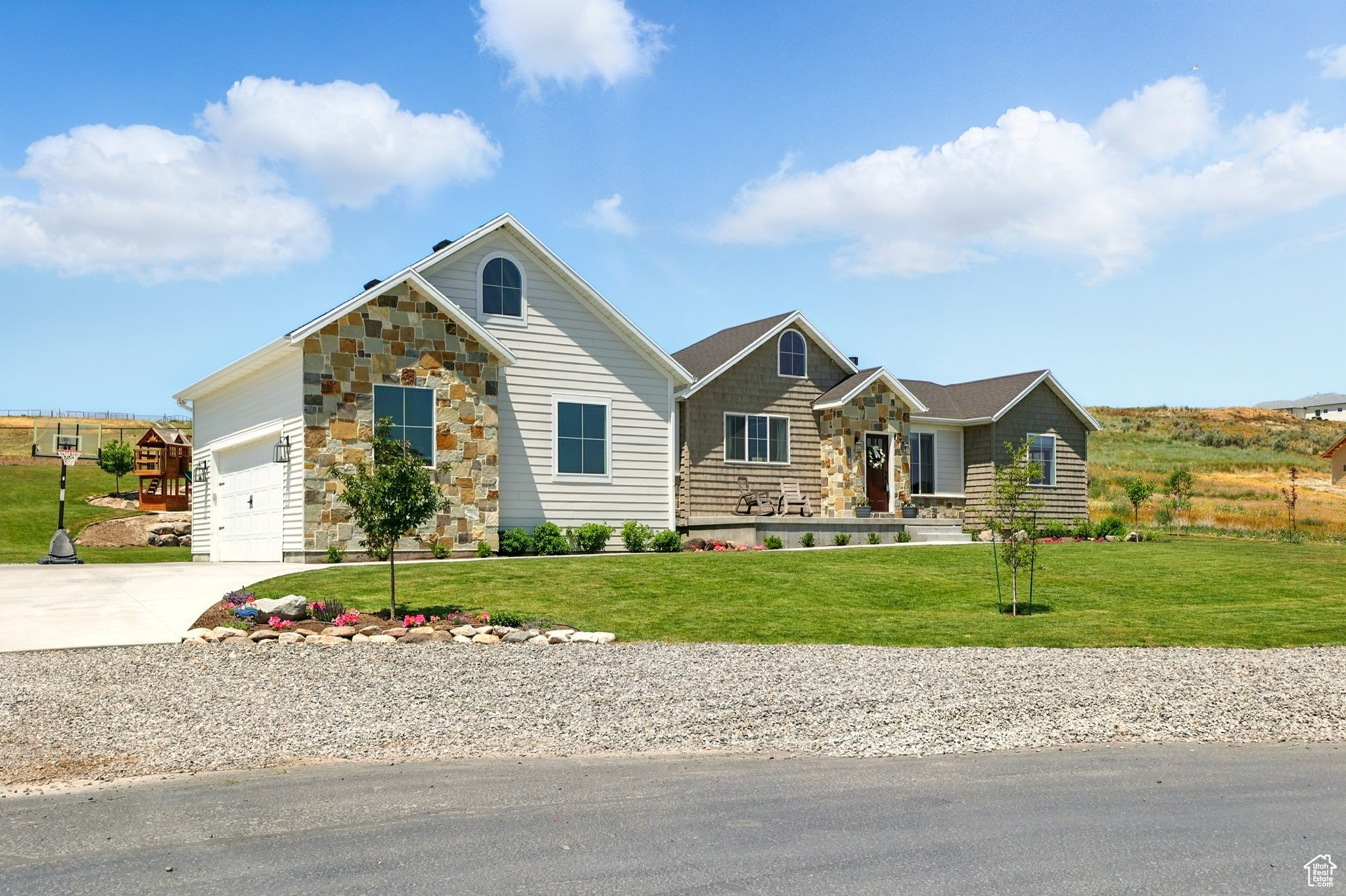 Garland, Utah 84312, United States, 3 Bedrooms Bedrooms, ,2 BathroomsBathrooms,Residential,Pending,206015