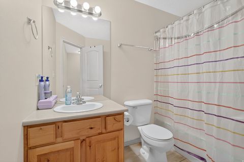 Tiny photo for 686 N BLACK HORSE LOOP E, Spanish Fork, UT 84660 (MLS # 2132705)