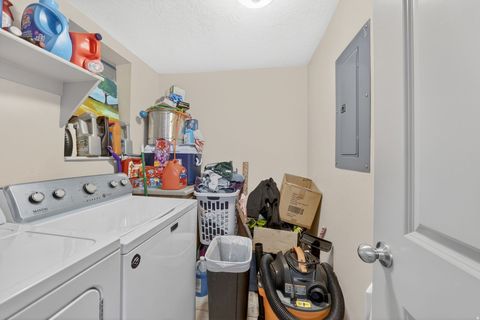Tiny photo for 686 N BLACK HORSE LOOP E, Spanish Fork, UT 84660 (MLS # 2132705)