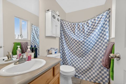 Tiny photo for 686 N BLACK HORSE LOOP E, Spanish Fork, UT 84660 (MLS # 2132705)