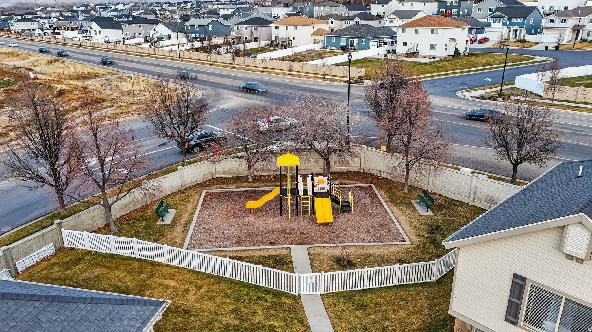 BLACK HORSE RUN - Residential