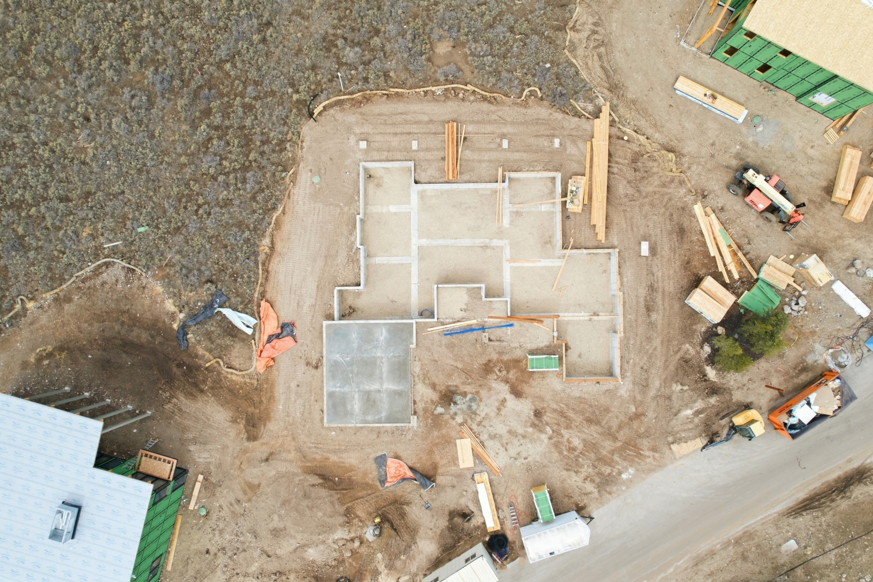 HAWKS PASS - Residential