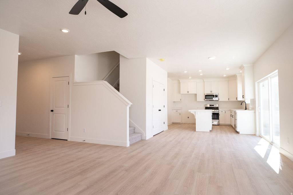 Photo of 3371 N GRAY WOLF LANE LOT Ln #4011, Eagle Mountain, UT 84005 (MLS # 2127683)