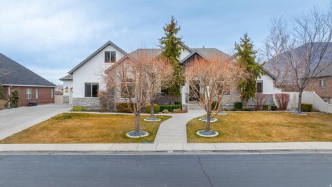 Photo of 648 W 250 N, Lindon, UT 84042 (MLS # 2141529)