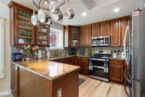 Tiny photo for 6604 W 4120 S, West Valley City, UT 84128 (MLS # 2150867)