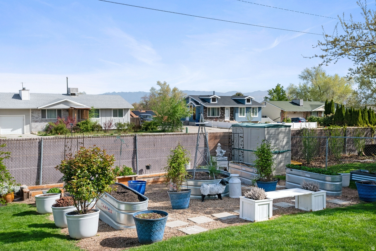 BROOKFIELD - Residential