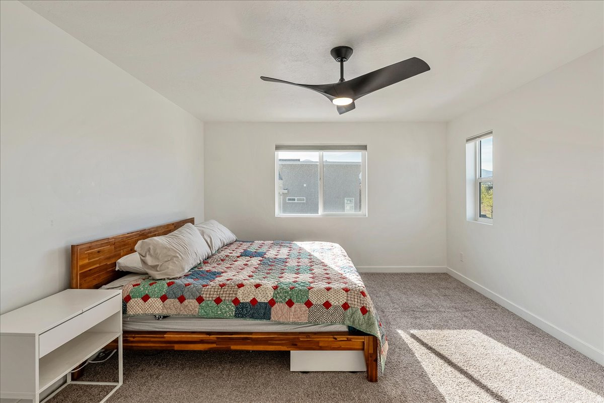 ENGLEFIELD HEIGHTS - Residential