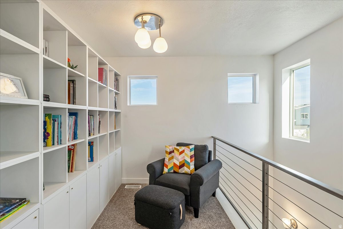 ENGLEFIELD HEIGHTS - Residential