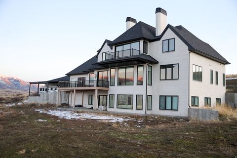 Tiny photo for 1189 W 6710 S, Hyrum, UT 84319 (MLS # 2135580)