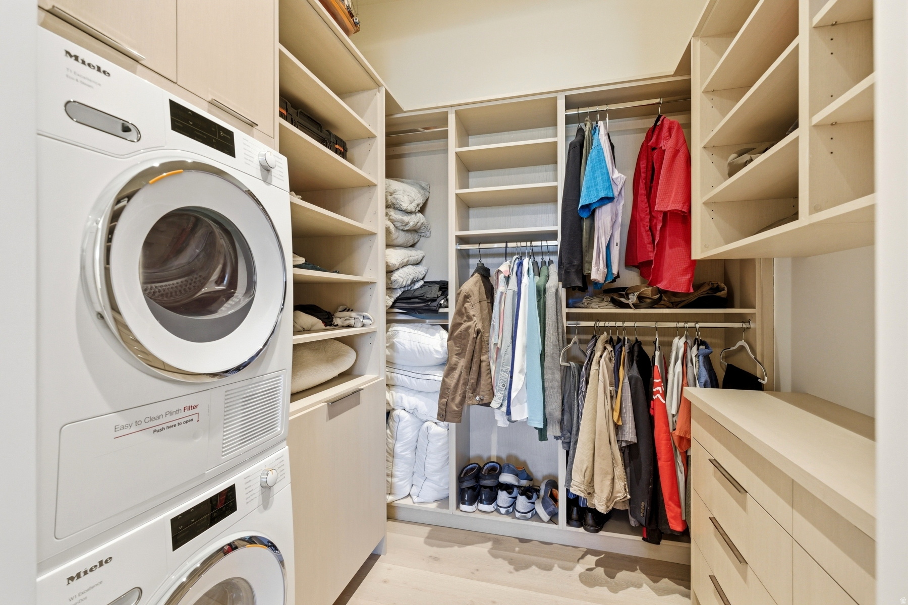 BISON BLUFFS SUBDIVISION - Residential