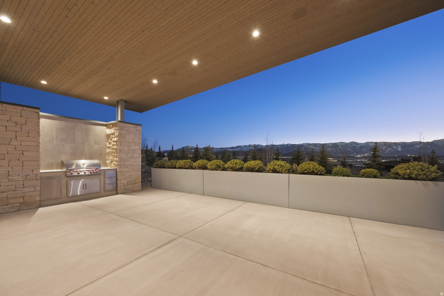 BISON BLUFFS SUBDIVISION - Residential