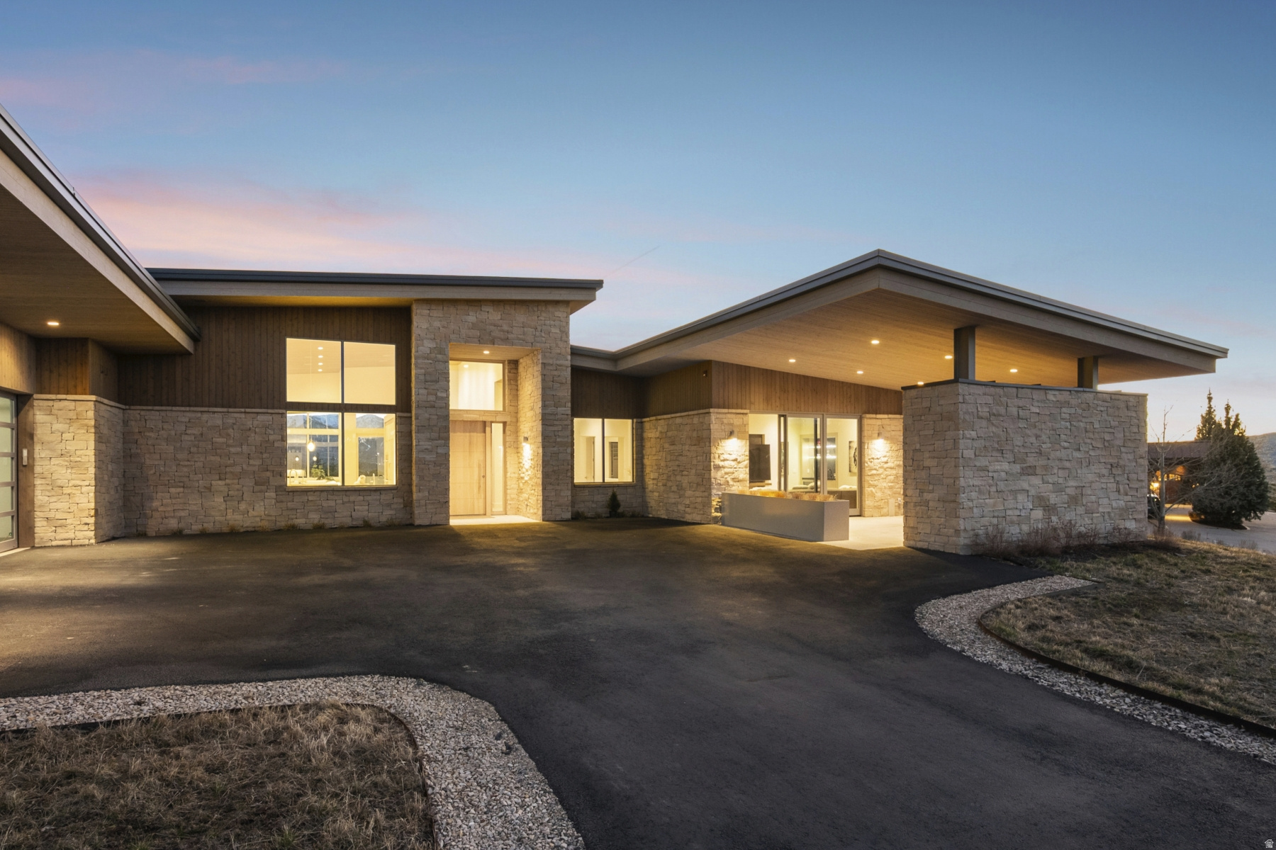 BISON BLUFFS SUBDIVISION - Residential