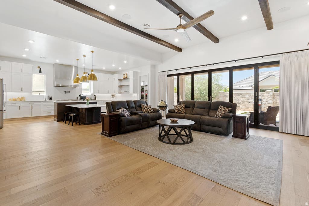 Photo of 3834 S MCKENZIE LN, Washington, UT 84780 (MLS # 2175550)