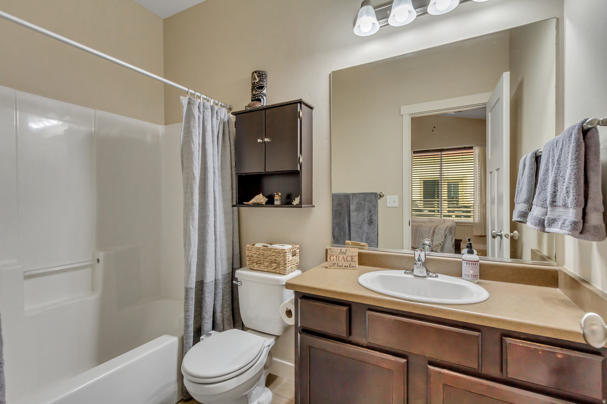 SUMMERLANE - Residential