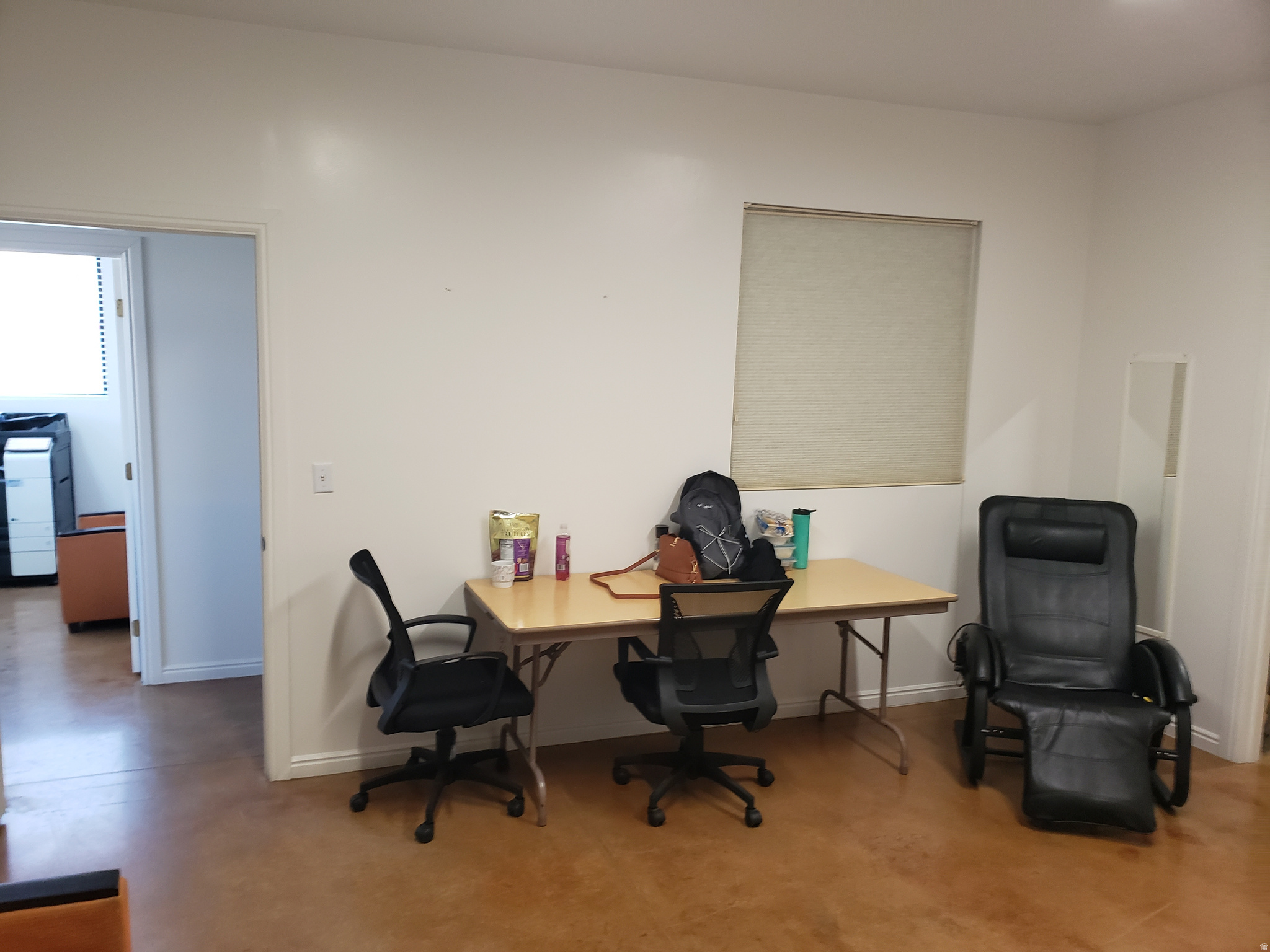 FOXRUN - Commercial Sale